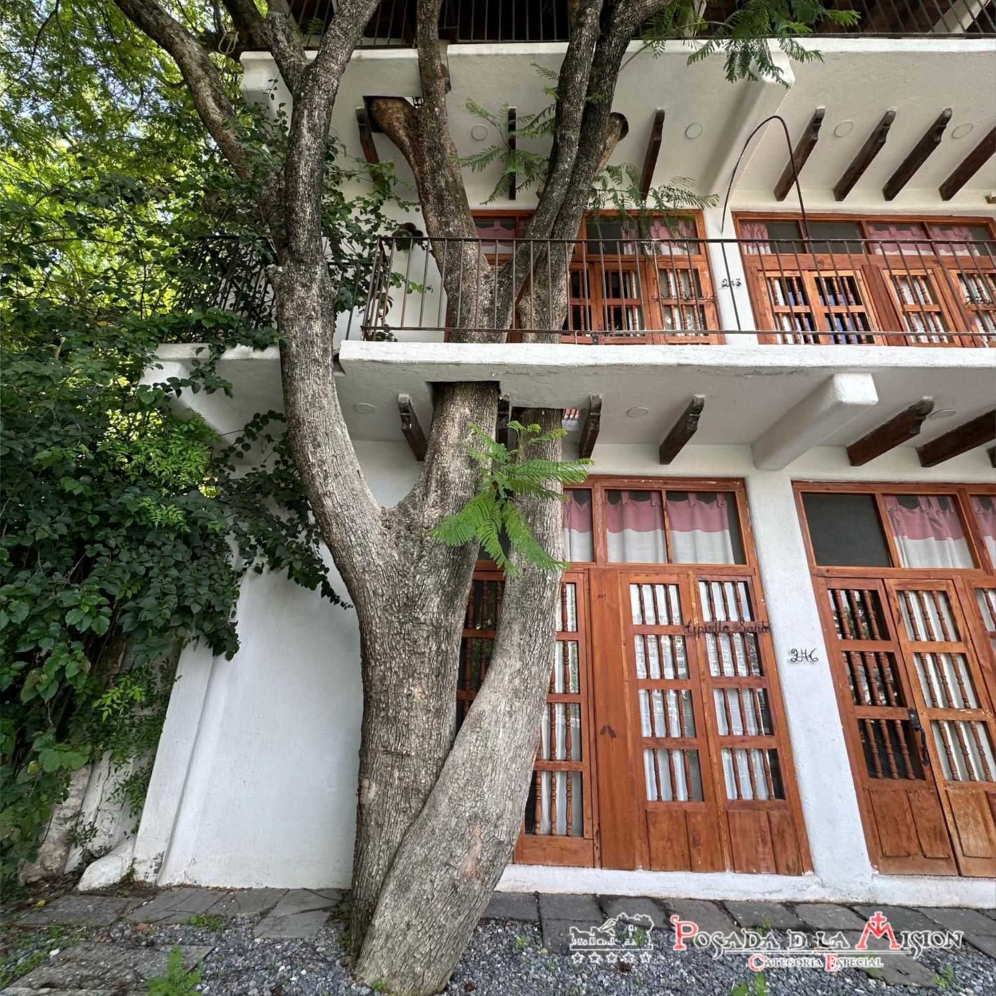 Posada De La Mision, Hotel Museo Y Jardin Taxco de Alarcon Exterior photo