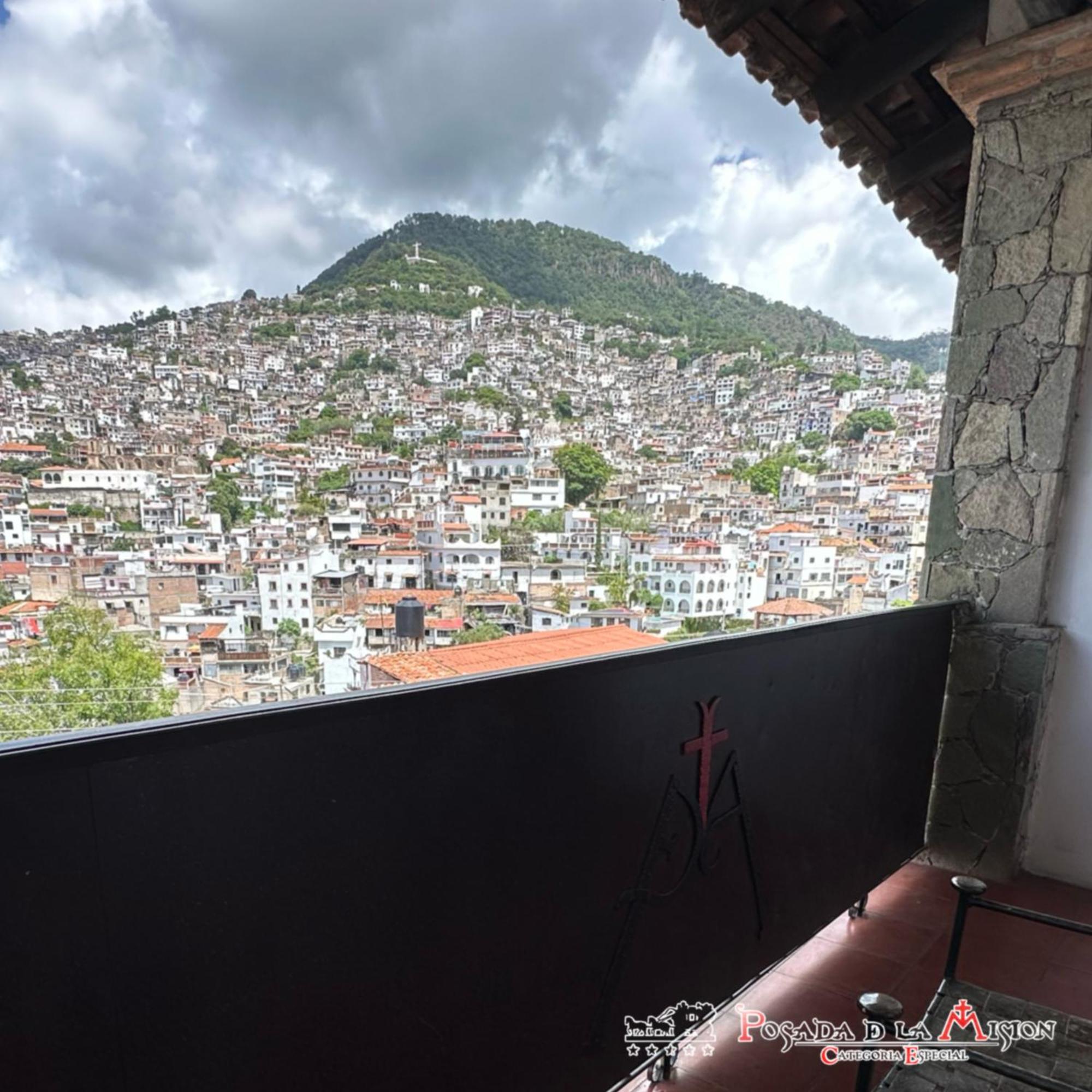 Posada De La Mision, Hotel Museo Y Jardin Taxco de Alarcon Exterior photo